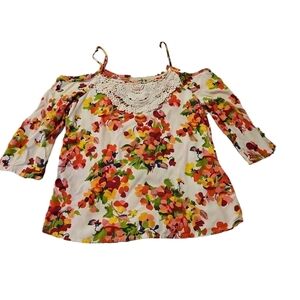 Roebuck & Co Cold Shoulder Floral & Embroidered 100% Rayon Girls Blouse Size M